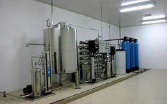 食品飲料行業(yè)純水設(shè)備工作原理及特點優(yōu)勢 食品飲料行業(yè)純水設(shè)備工作原理及特點優(yōu)勢